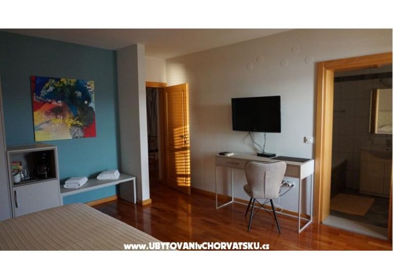 Villa Mirela B&amp;B – photo 13