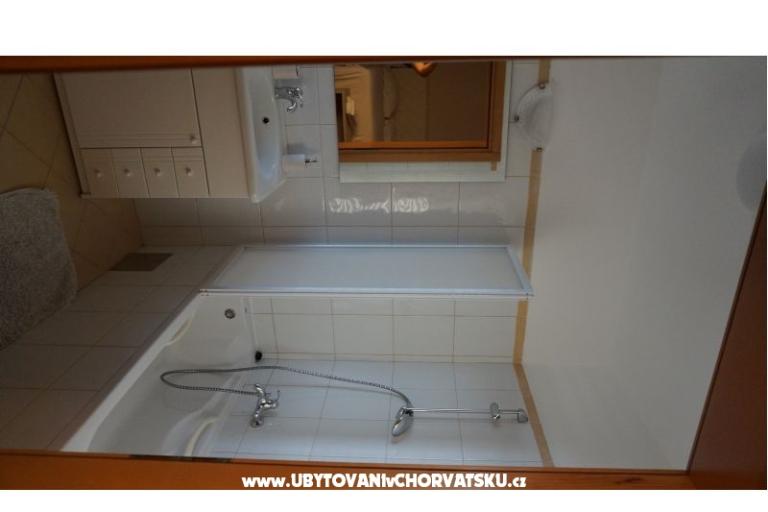 Villa Mirela B&amp;B – photo 19