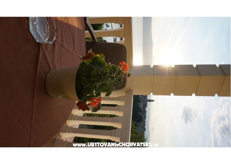 Villa Mirela B&amp;B – photo 4