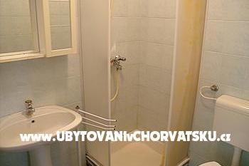 Apartment Mihael + free boat trip – photo 8