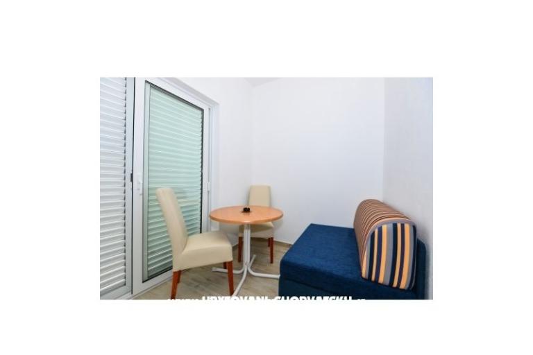 Apartments Dina – photo 6