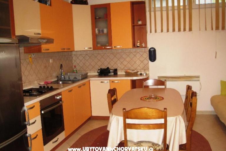 Apartments Ina – photo 2