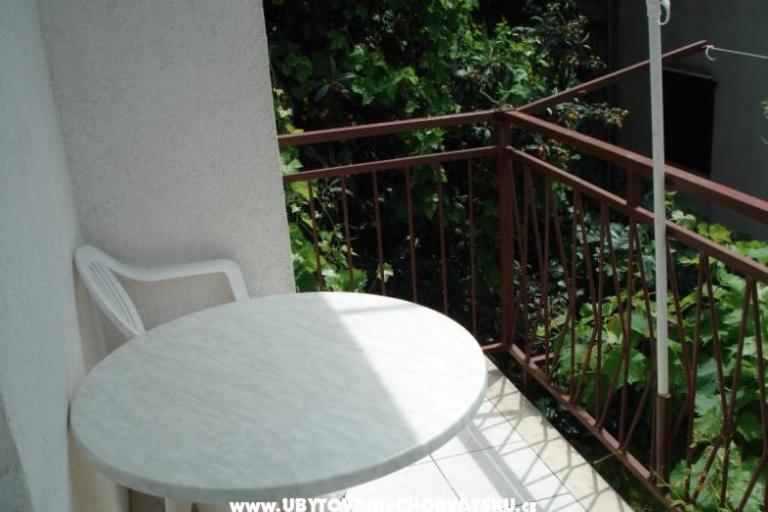 Apartments Ravlić – photo 2