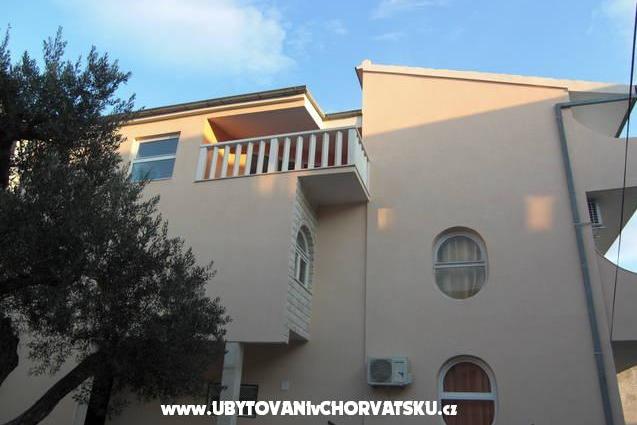 Apartments A&amp;B – photo 2