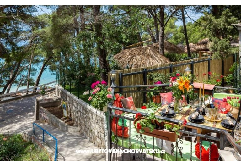 Apartments Romilda, by the beach – photo 34