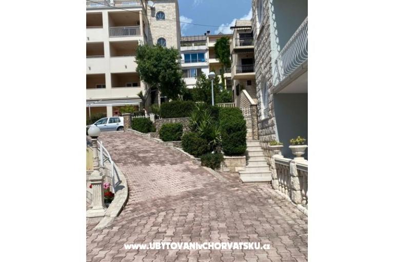 Apartments VUKOVIĆ Makarska *** – photo 11