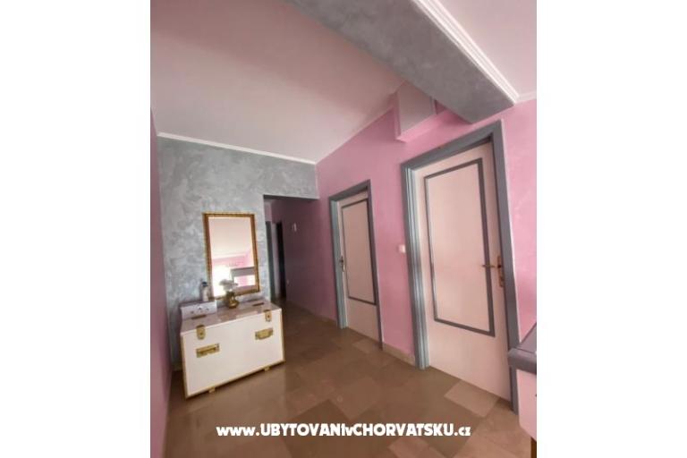 Apartments VUKOVIĆ Makarska *** – photo 17