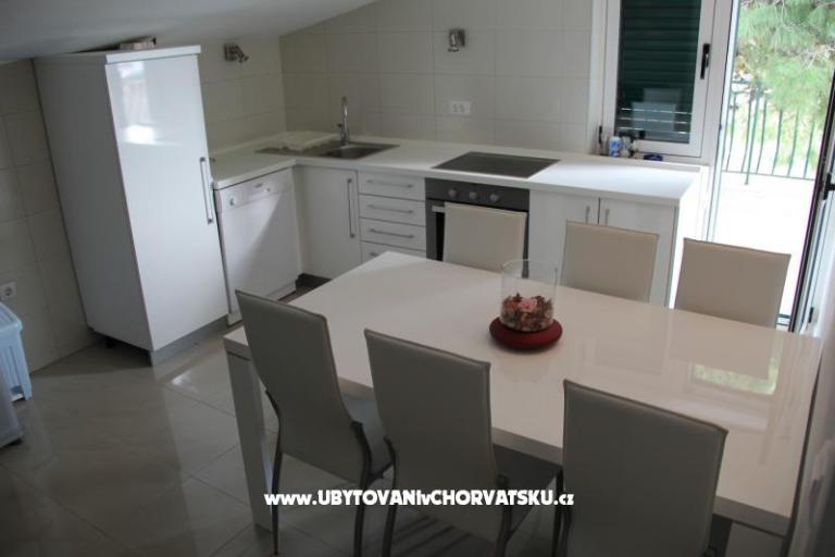 Makarska Beach Apartments – photo 8