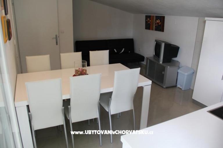 Makarska Beach Apartments – photo 9