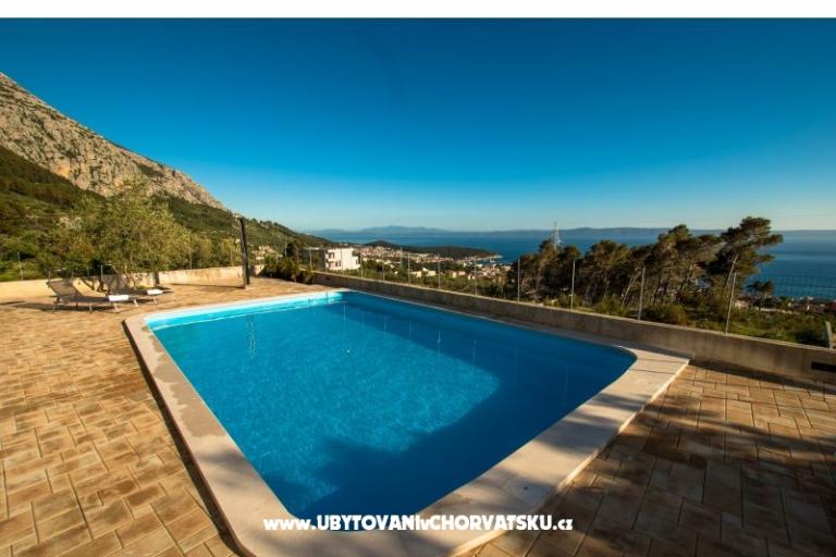 Apartments with pool – photo 14