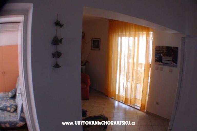 Apartment Lara – photo 8