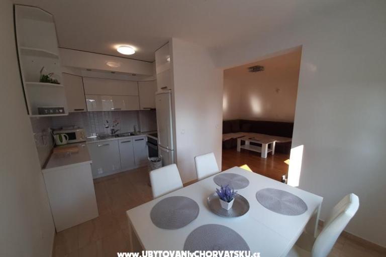 Stan centar Makarska – photo 7