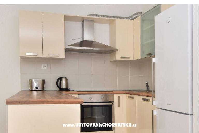 Sunshine Apartment Makarska – photo 15