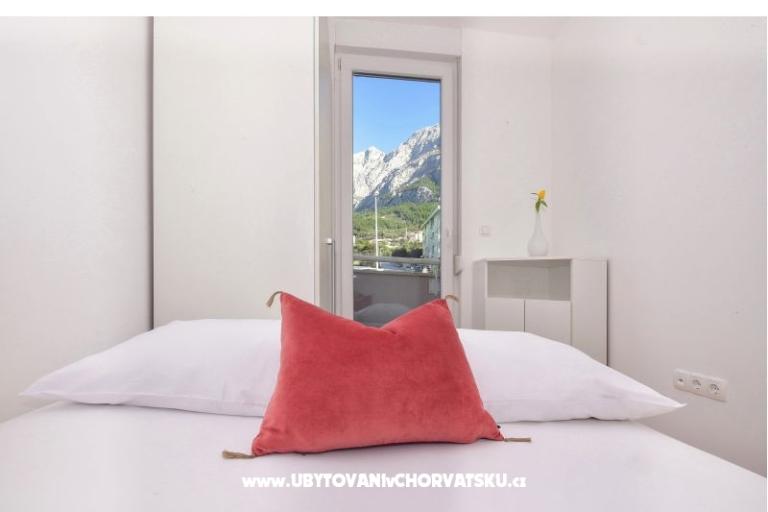 Sunshine Apartment Makarska – photo 17