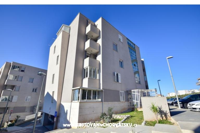 Sunshine Apartment Makarska – photo 3