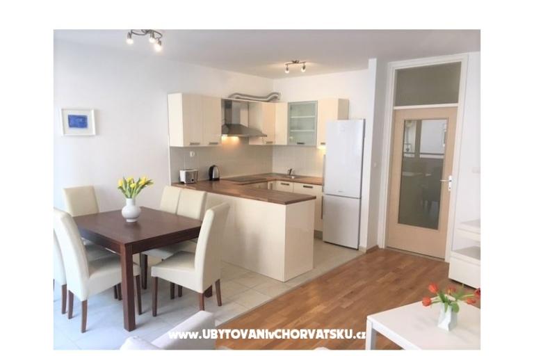 Sunshine Apartment Makarska – photo 9