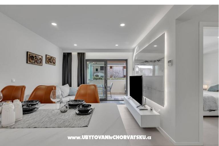 toDalmatia Seafront Apartment – photo 7