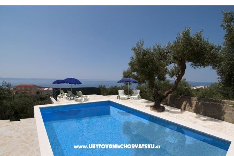 De Lux Apartments-SWIMMING POOL – photo 17