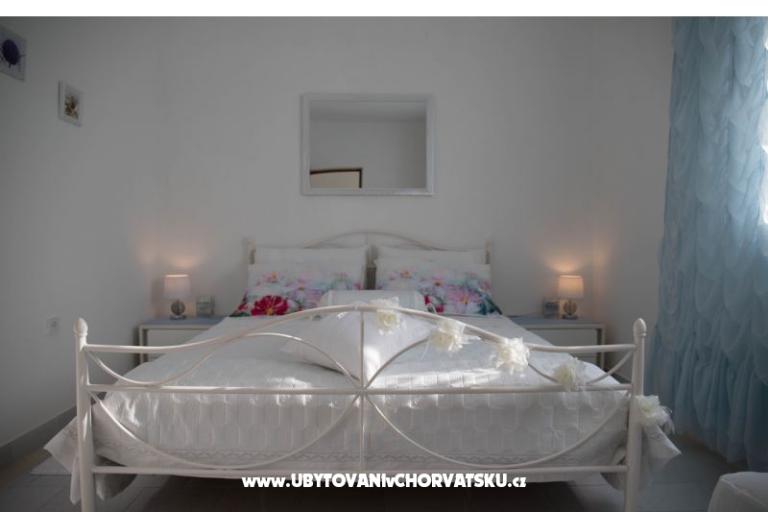 Apartment Botić – photo 8