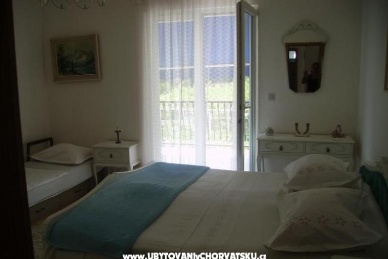Apartments Jelaska – photo 10