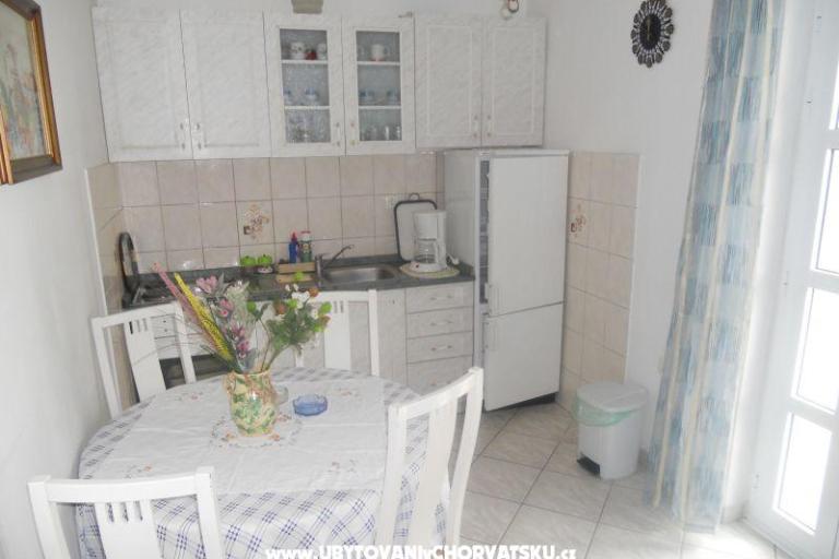 Apartments Jelaska – photo 3
