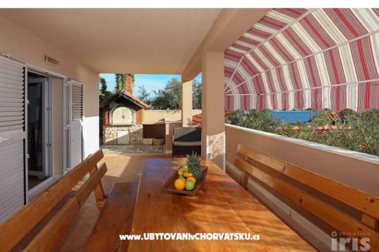 Apartments Mikulić Sevid – photo 12