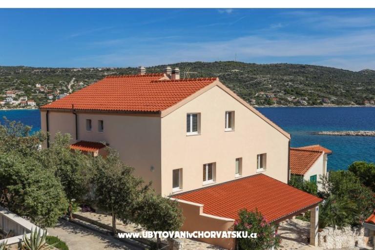 Apartments Mikulić Sevid – photo 15