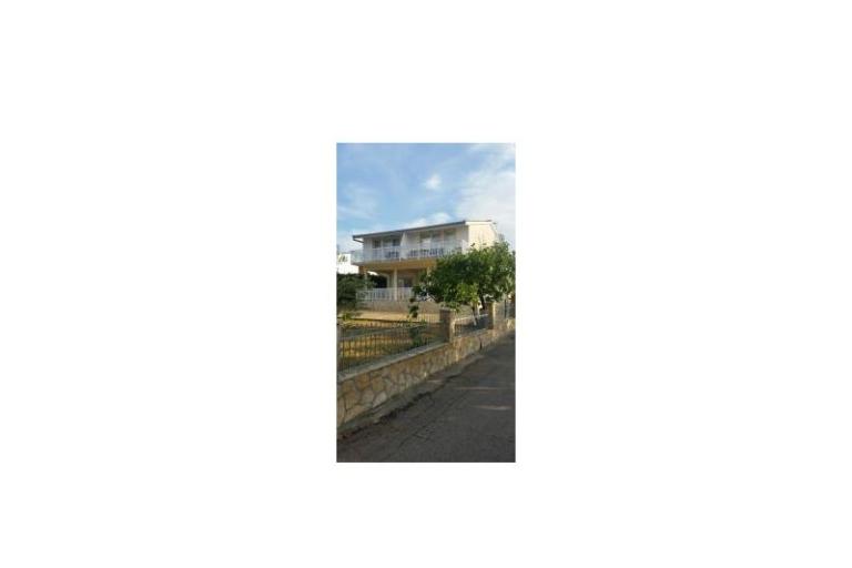 Apartments Vila  – photo 2