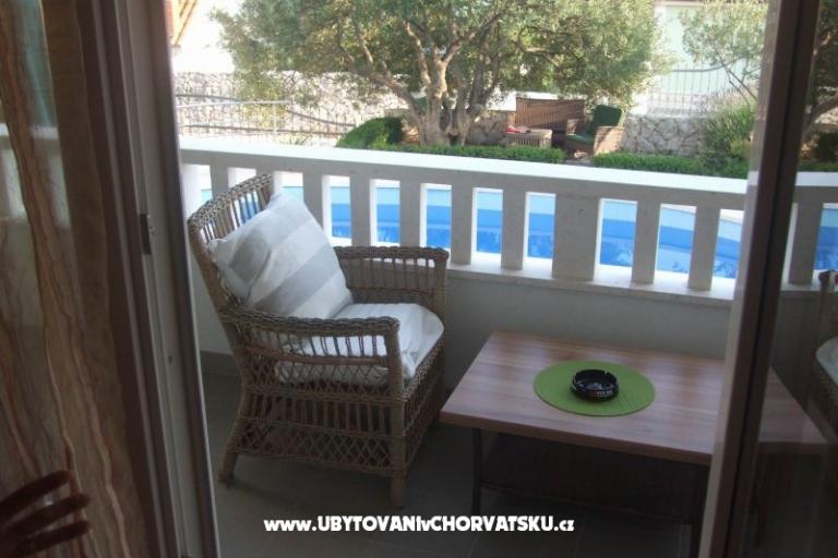 Apartments Villa MANDINA with pool – photo 11