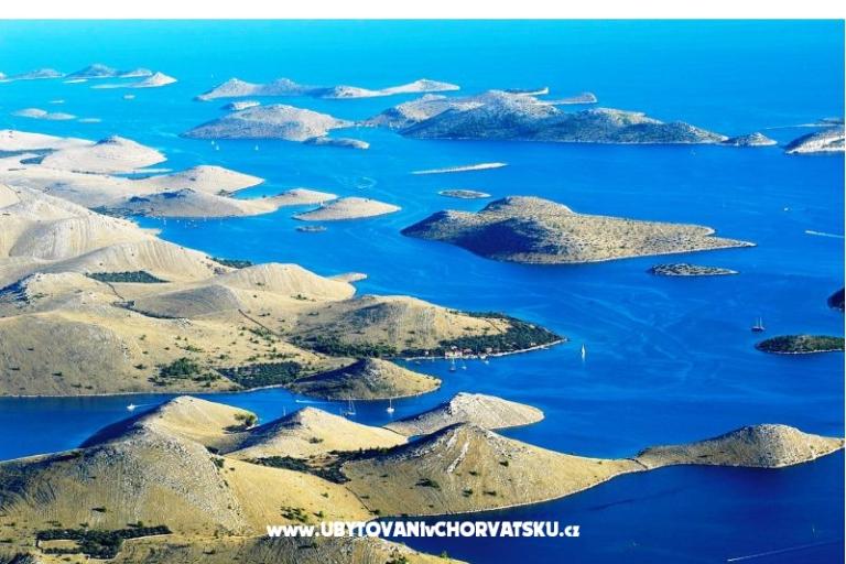 Central Apartment with Balcony – photo 12