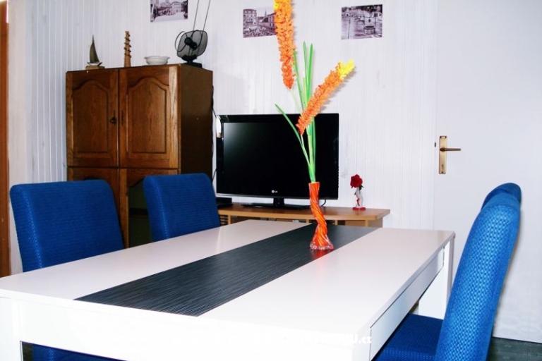 Central Apartment with Balcony – photo 3