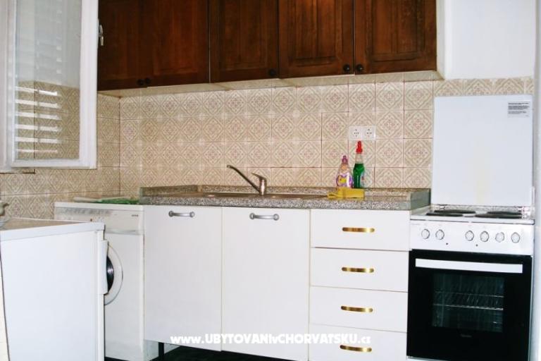 Central Apartment with Balcony – photo 6