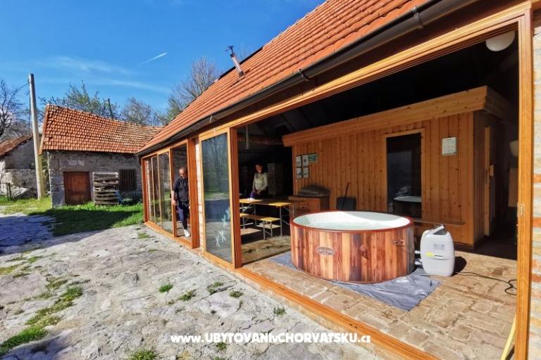 Secret forest house – photo 16