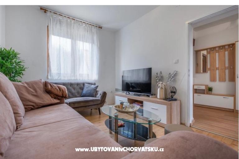 Secret forest house – photo 3