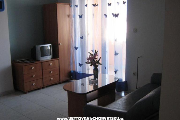 Apartment Maretic – photo 6