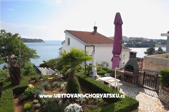 Apartments Roza – photo 4