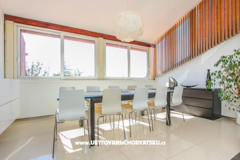 Comtemporary Apartment – photo 13