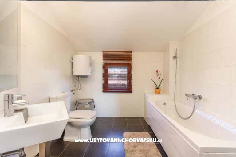 Comtemporary Apartment – photo 8