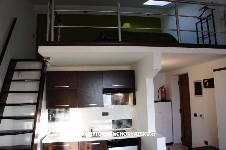 Apartments with pool Volme – photo 11