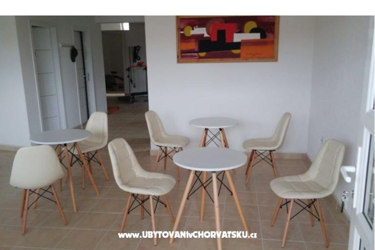 Villa Luka - jacuzzi, pool, sauna – photo 8