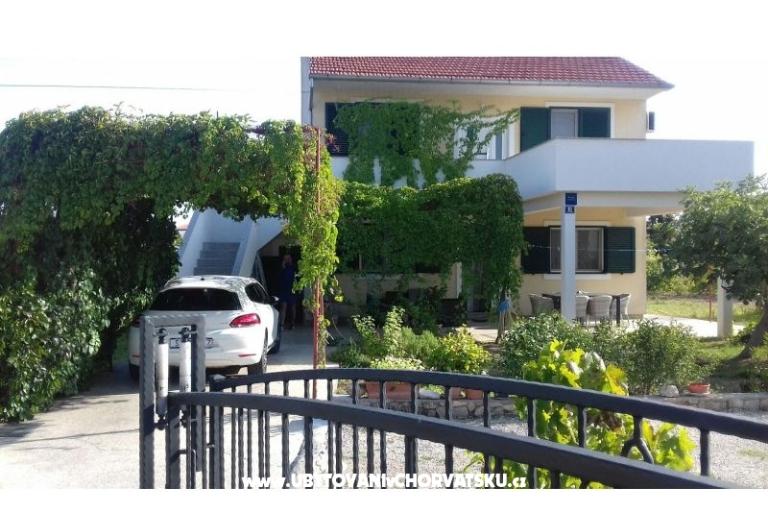 Mia Apartment – photo 4