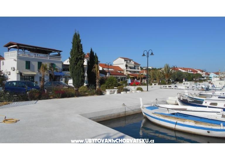 Apartments Irena – photo 13