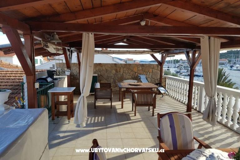 Apartments Irena – photo 9