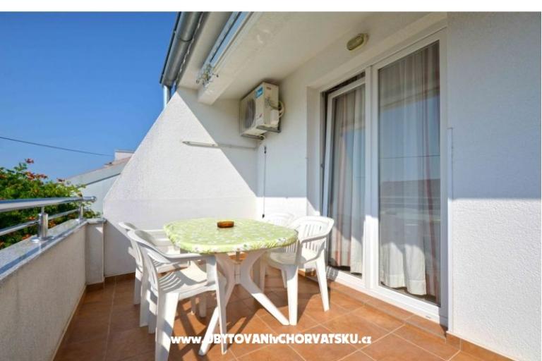 Apartments Julija – photo 10