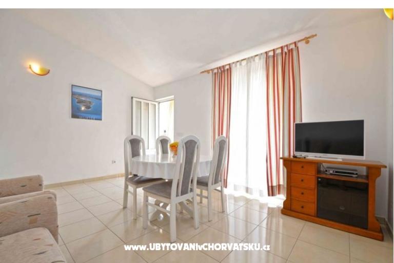 Apartments Julija – photo 4