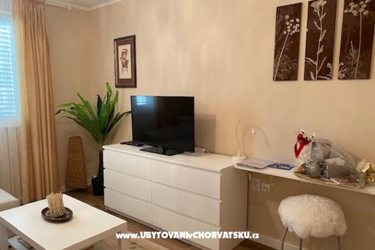 Aenona apartmani – photo 18