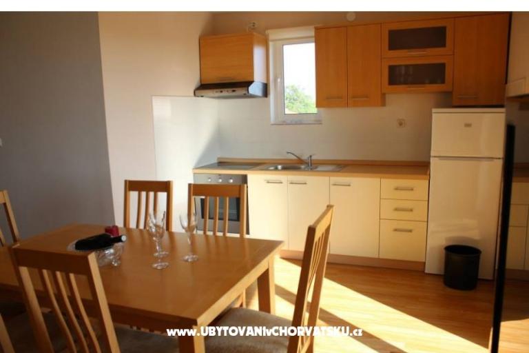Apartments Mrdelja Vrsi – photo 4