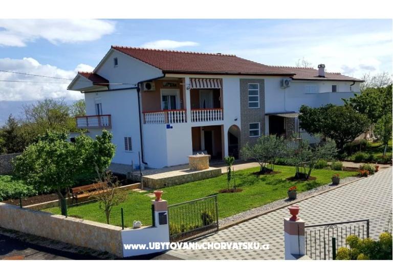 Apartments Tomislav VRSI-NIN – photo 11