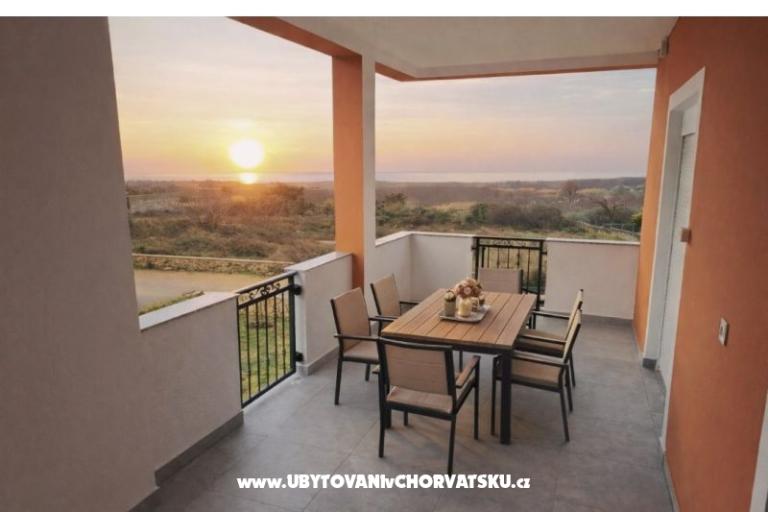 Apartments Tomislav VRSI-NIN – photo 15