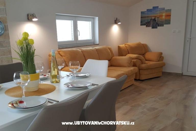Apartments Tomislav VRSI-NIN – photo 4
